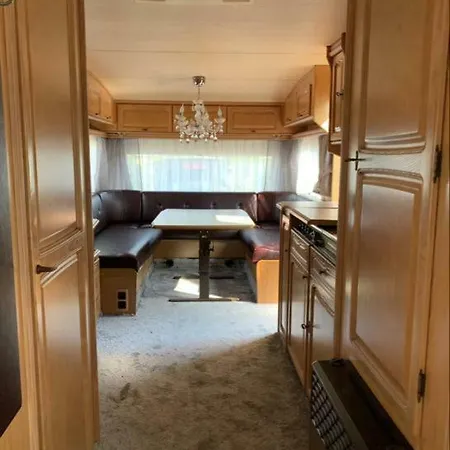 Campsite Tiny House, Amsterdam Aan Zee *